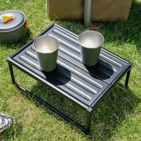 Folding Ground Table & Windshield